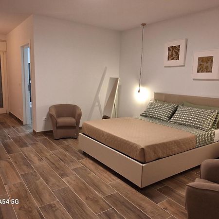 Lgo Apartments Portocannone Ngoại thất bức ảnh